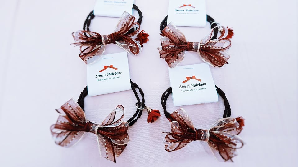 Dây buộc tóc nơ đỏ burgundy